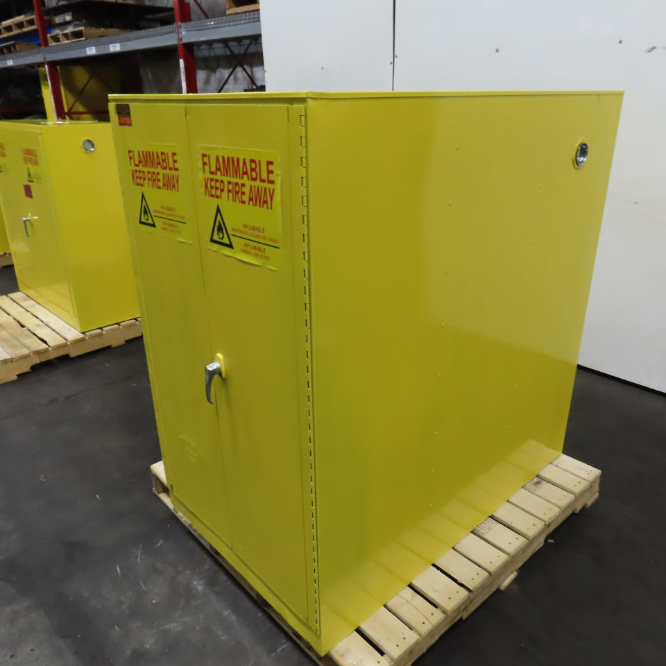 55 Gal Flammable Liquid Horizontal Single Drum Storage Cabinet 48"x 30"x 50" T