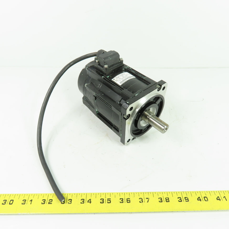 Yaskawa SGMGV-05A3E61 AC Servo Motor 0.45kW 200V 1500RPM