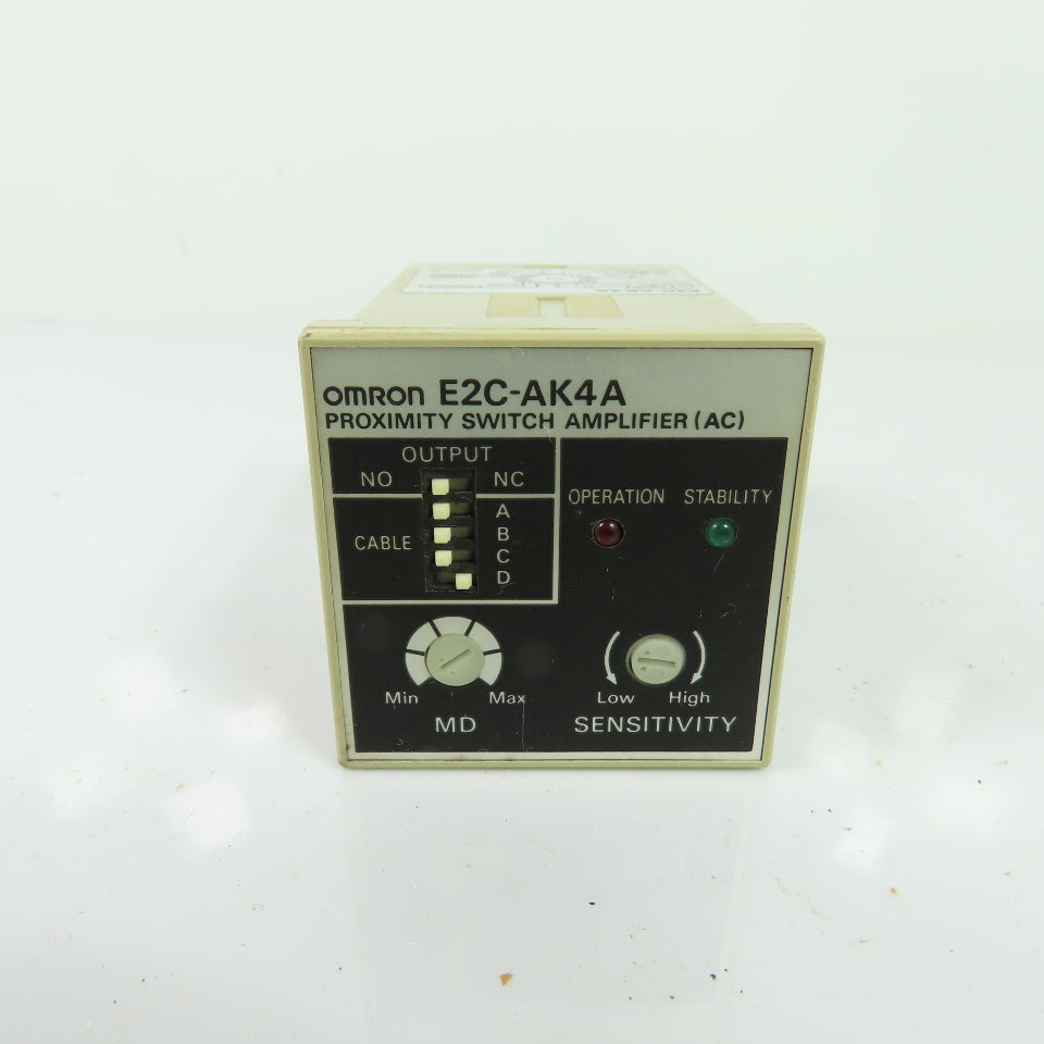 Omron E2C-AK4A Proximity Switch Amplifier AC 100-240V 11-Pin Plug-In