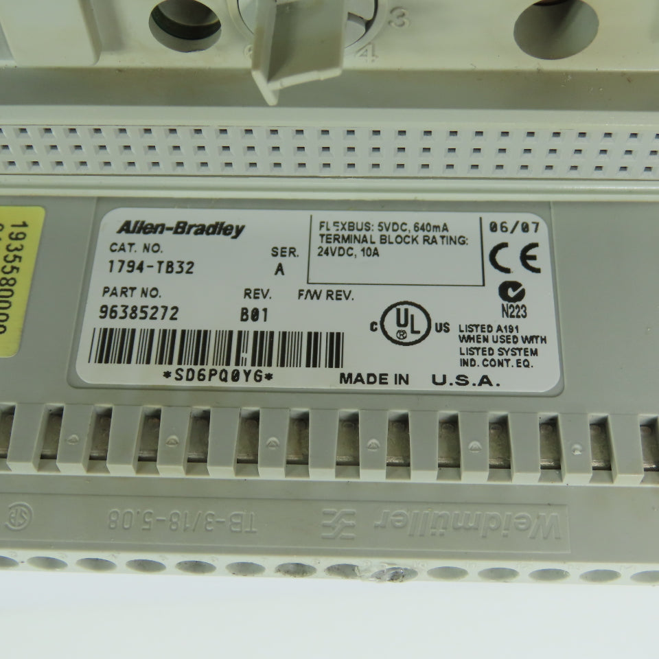 Allen-Bradley 1794-IB32 24VDC 32-Point Sink Input Module Ser A W/ 1794-TB32 Base