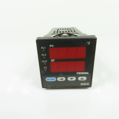 Fenwal 92-311100-100 Digital Temperature Controller 100-240VAC