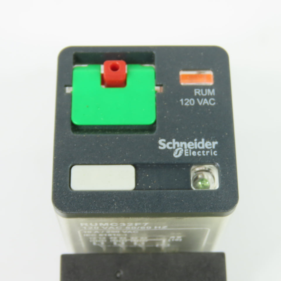 Schneider Electric RUMC32F7 Universal Relay 10A 120VAC W/ RUZSC3M Socket