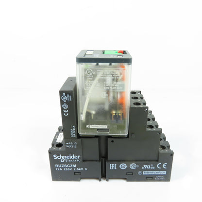 Schneider Electric RUMC32F7 Universal Relay 10A 120VAC W/ RUZSC3M Socket