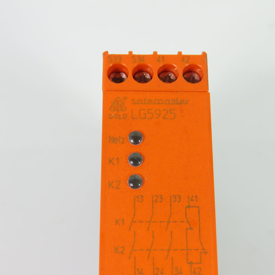 Dold LG5925.48/61 Safemaster Emergency Stop Module 110-115VAC 8A