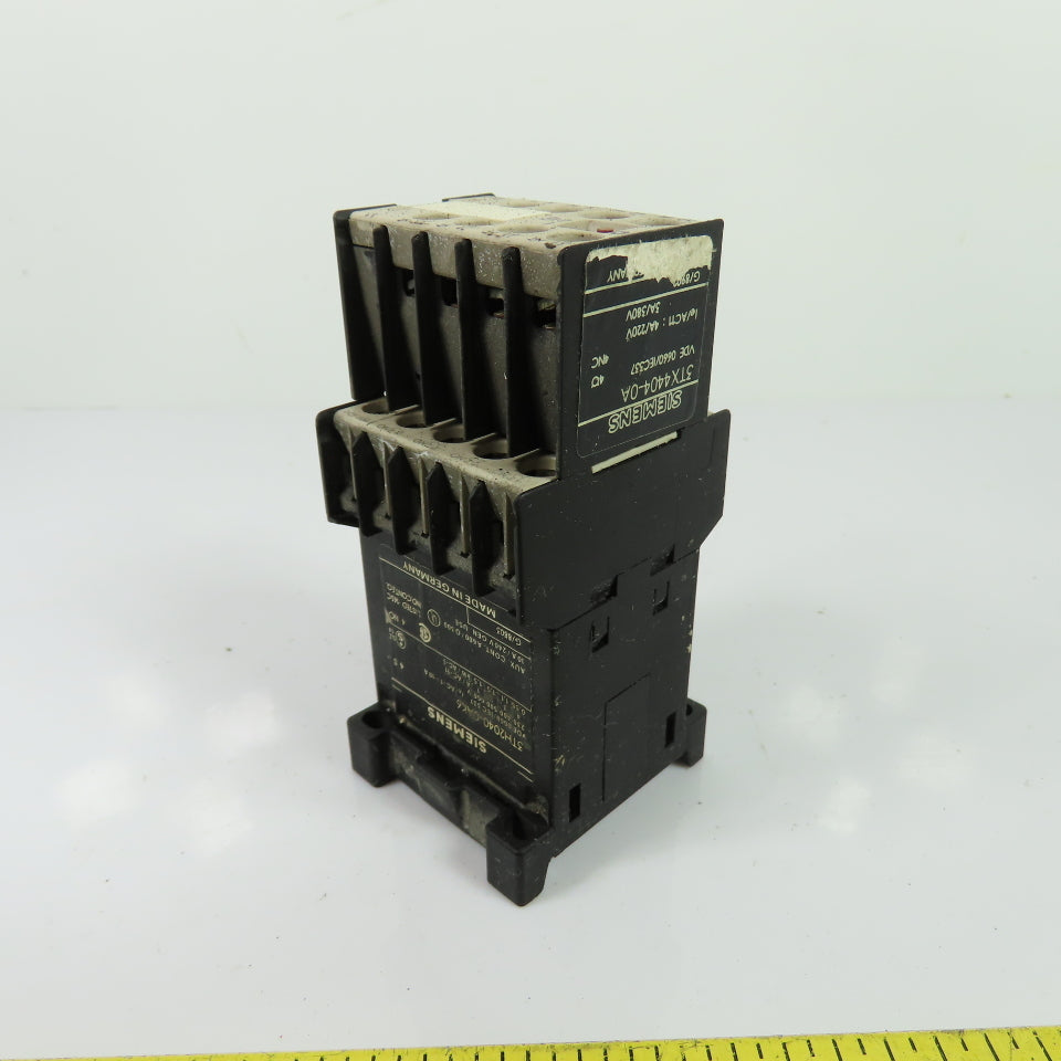 Siemens 3TH2040-0AK6 4-Pole Control Relay W/ 3TX4404-0A Auxiliary 110/120V Coil