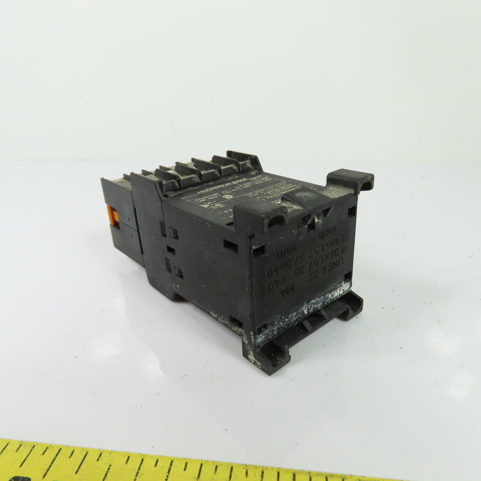 Siemens 3TH2040-0AK6 4-Pole Control Relay W/ 3TX4404-0A Auxiliary 110/120V Coil