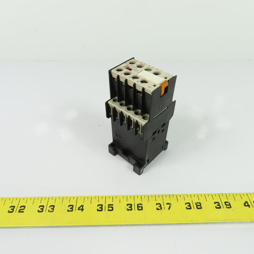 Siemens 3TH2040-0AK6 4-Pole Control Relay W/ 3TX4404-0A Auxiliary 110/120V Coil