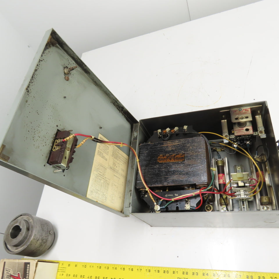 Square D SK5271W Transformer Disconnect 2kVA 230/460V to 115V 2000VA @60Hz