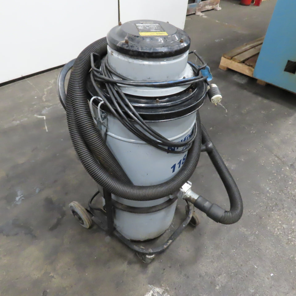 Nilfisk 118 CFM 118 Industrial Wet Dry Vacuum Cleaner 1Ph 120V 7.5A