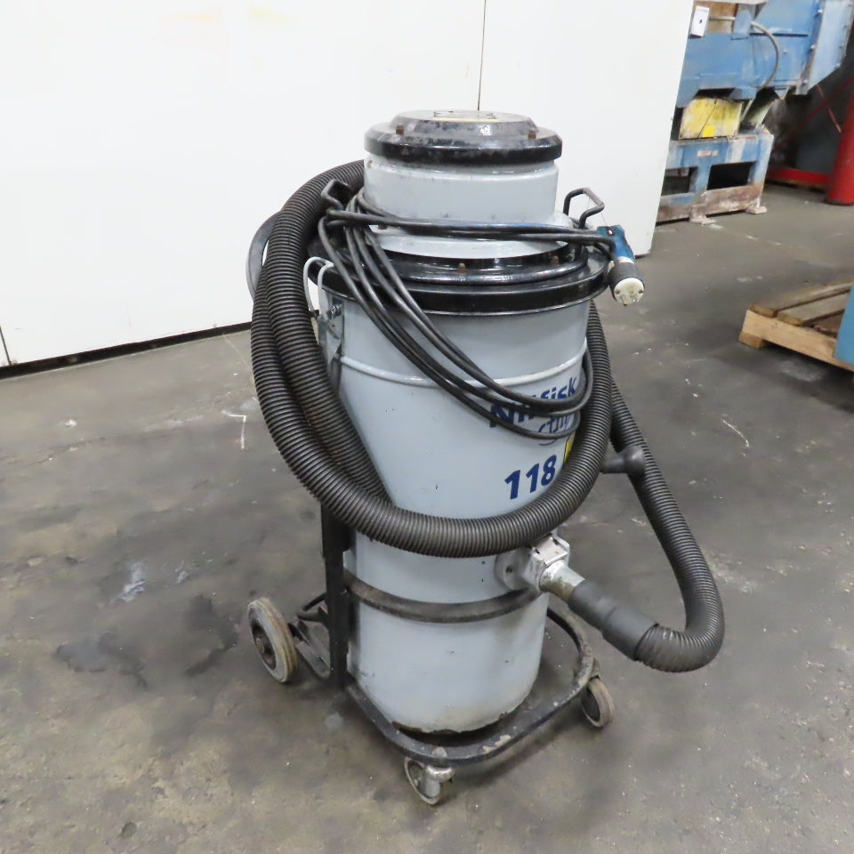 Nilfisk 118 CFM 118 Industrial Wet Dry Vacuum Cleaner 1Ph 120V 7.5A