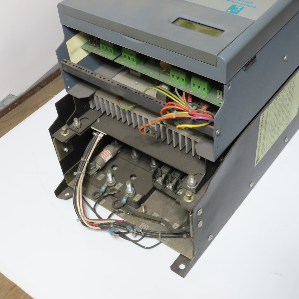 Eurotherm 955L-8R22 590 DRV DC Drive 500/240VDC 34A 20HP Out + 590LDC/00/000
