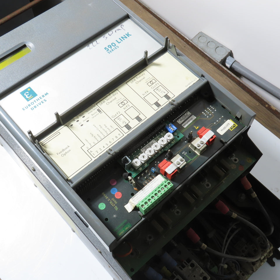 Eurotherm 955L-8R22 590 DRV DC Drive 500/240VDC 34A 20HP Out + 590LDC/00/000