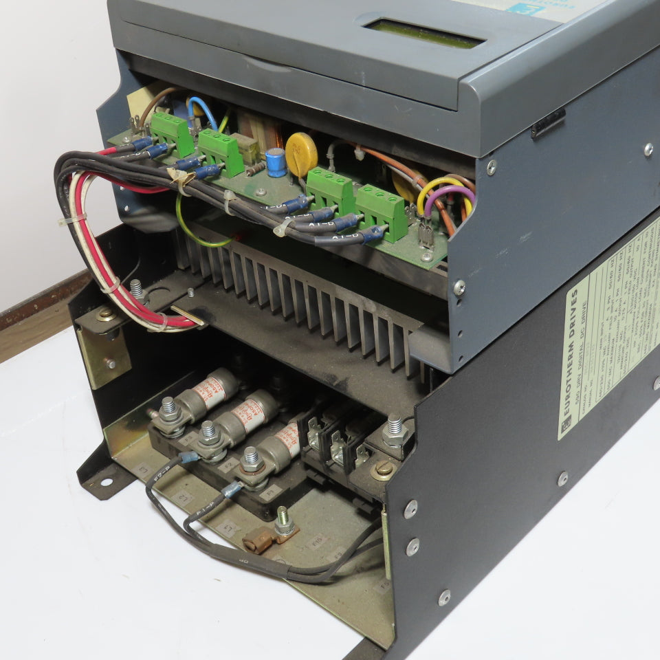 Eurotherm 955L-8R22 590 DRV DC Drive 500/240VDC 34A 20HP Out +590LDC/00/000