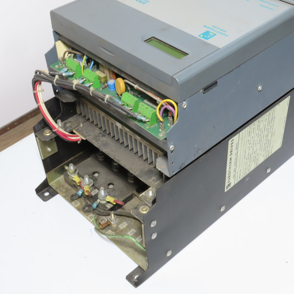 Eurotherm 955L-8R22 590 DRV DC Drive 34A 20HP Out + 590LDC/00/000