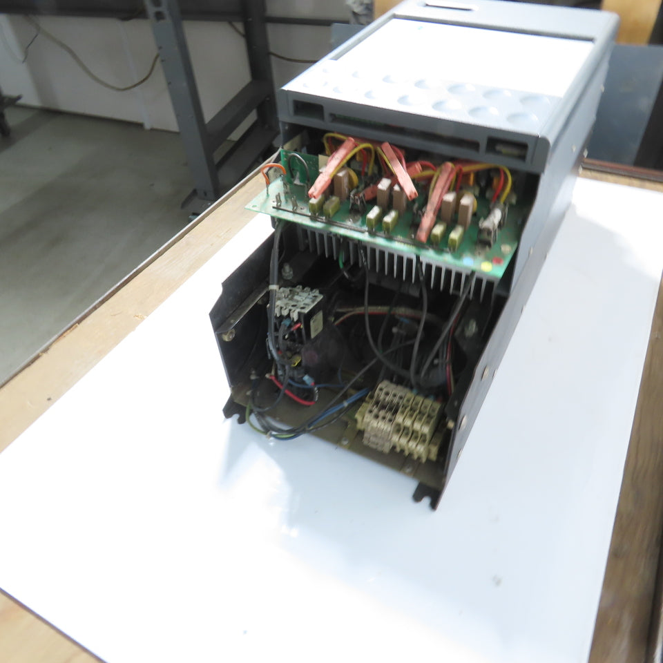 Eurotherm 955L-8R751 590 DRV DC Drive 14A 7.5HP Out + 590LDC/00/000