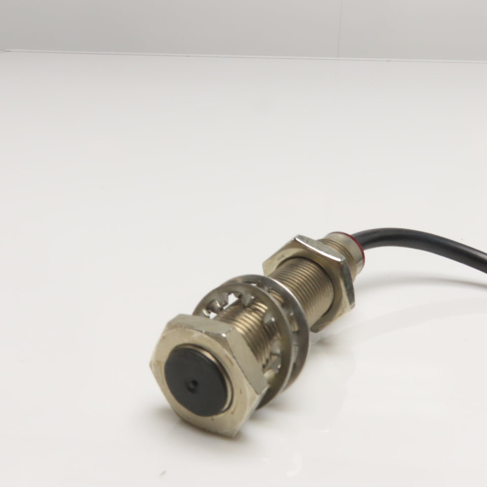 Allen-Bradley 872C-D3CN12-E2 WorldProx Inductive Proximity Sensor 10-30VDC 200mA