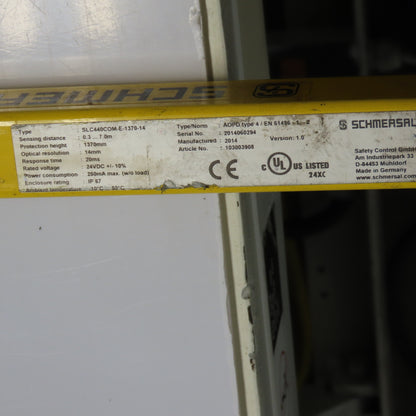 Schmersal Safety Light Curtain Receiver W/ SLC440COM-E-1370-14 Emitter Set