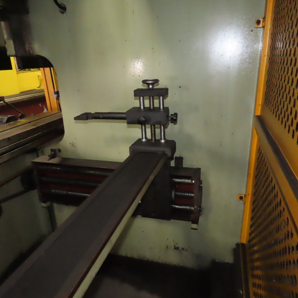 US Industrial US20013AC 300 Ton x 13' CNC Press Brake Crowning Table See Info!