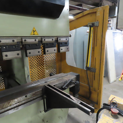 US Industrial US20013AC 300 Ton x 13' CNC Press Brake Crowning Table See Info!