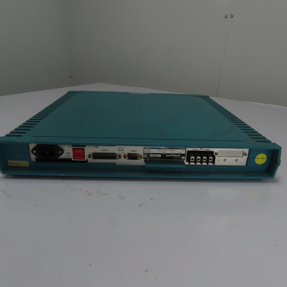 Paradyne 849-5653-0011 T-96 7978 Modem 115V .25A 60Hz