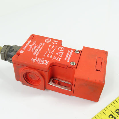 Allen-Bradley 440K-T11110 Guardmaster Trojan 5 Safety Switch IP67 Ser B