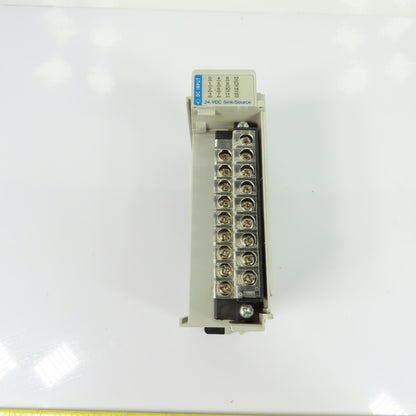 Allen-Bradley 1769-IQ16 16 PT Input Module Compact I/O 24VDC Ser A F/W Rev 3.1