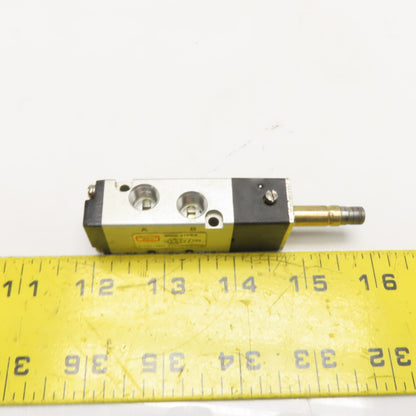 Clippard MME-41PES Minimatic 4-Way Pneumatic Control Valve 1/8" NPT