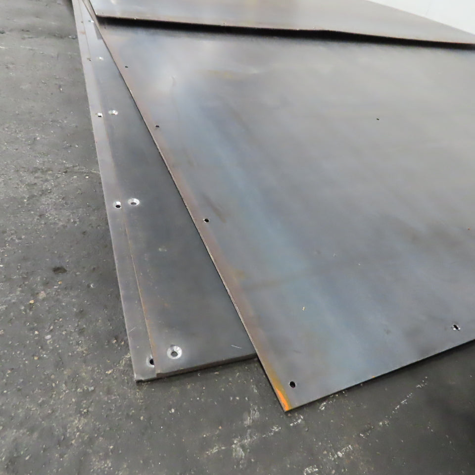 4' x 8' Thin 1/8" 11Ga Steel Plate Hot Rolled Lot Of 4 Plus 1/2 Sheet