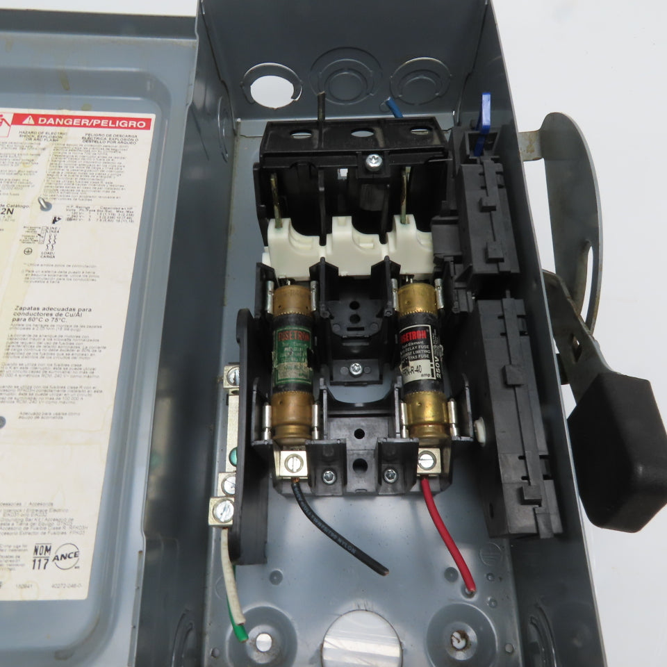Square D D222N 60A 2-Pole Fusible Safety Disconnect Switch 240V