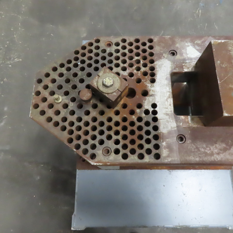 Engraving Peg Vise Clamp 12" x 11" Jig Area 2" Vise Travel 3/4" Hole Spacing