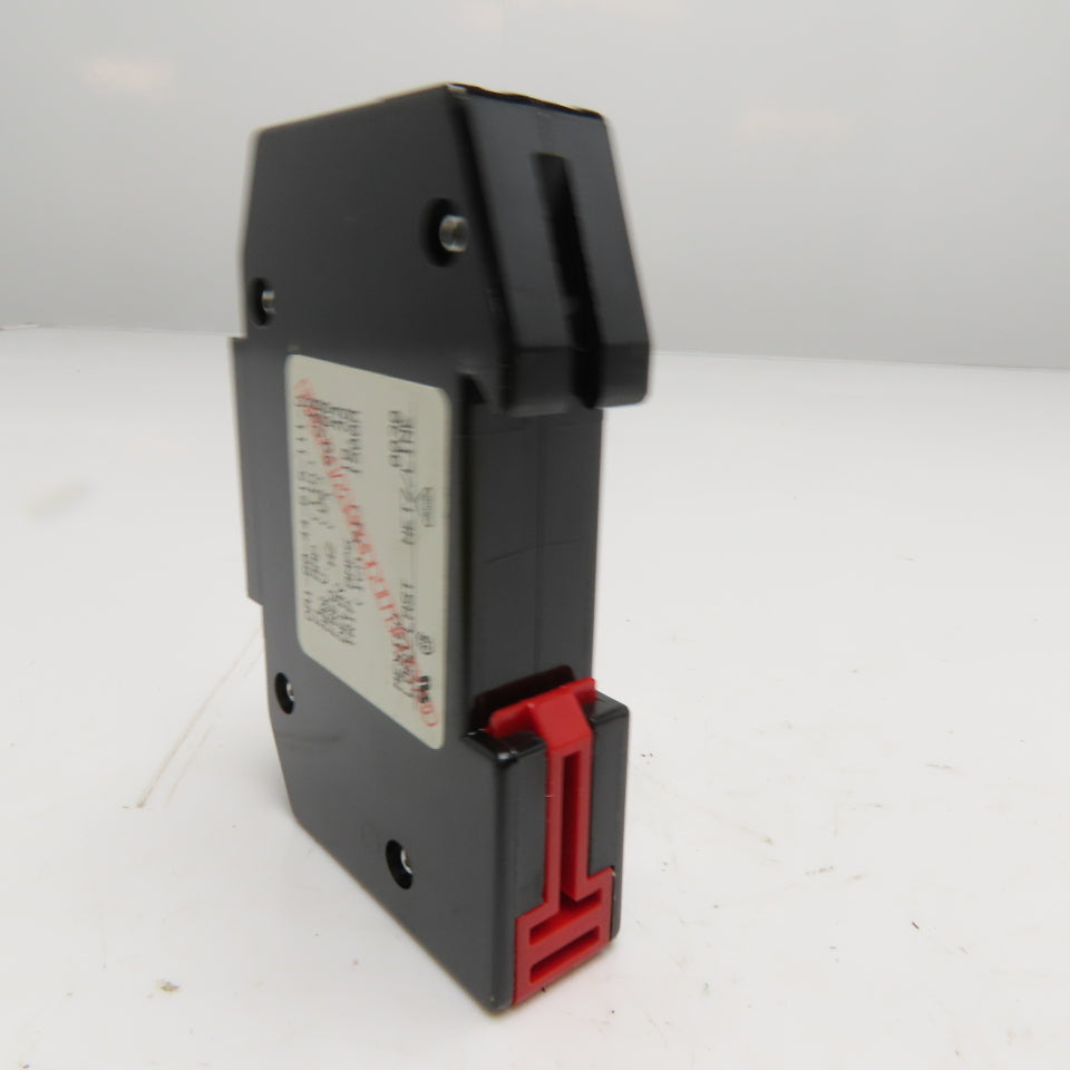 Carling DA1-B0-44-615-111-D 15A 250VAC 1-Pole Magnetic Circuit Breaker