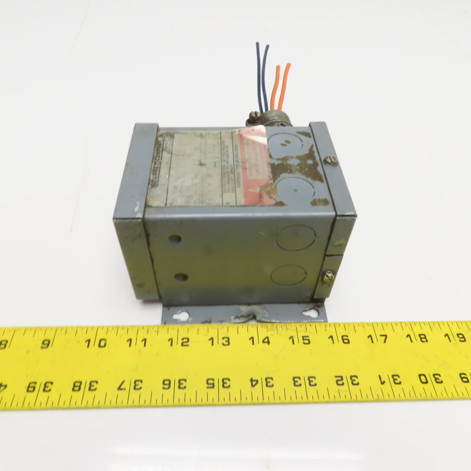 Square D 50SV1A 50VA Dry Type Transformer 240/480V to 120/240V 1Ph 3R