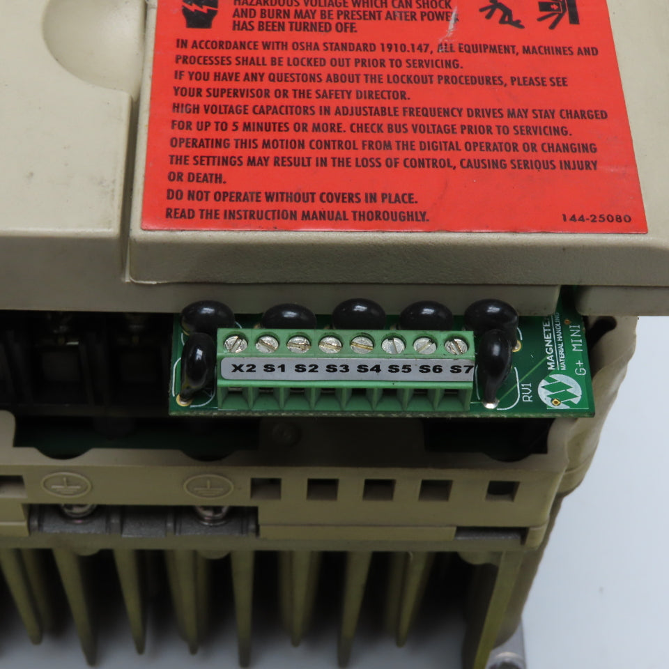 Magnetek CIMR-VU4A0011BAA Adjustable Frequency Crane Control VFD 460V 9.2A
