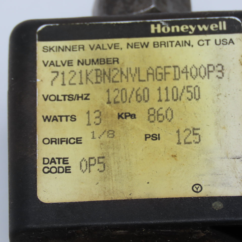 Honeywell 7121KBN2NVLAGFD400P3 1/8" NPT Solenoid Valve 120/60 110/50 13W 125 PSI