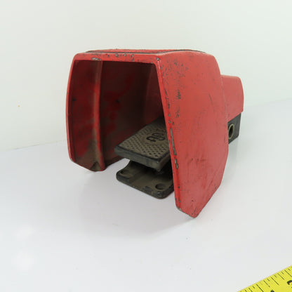 Bernstein 606.1700.004 F1-U2 UN Single Pedal Guarded Foot Switch 10A 300V AC