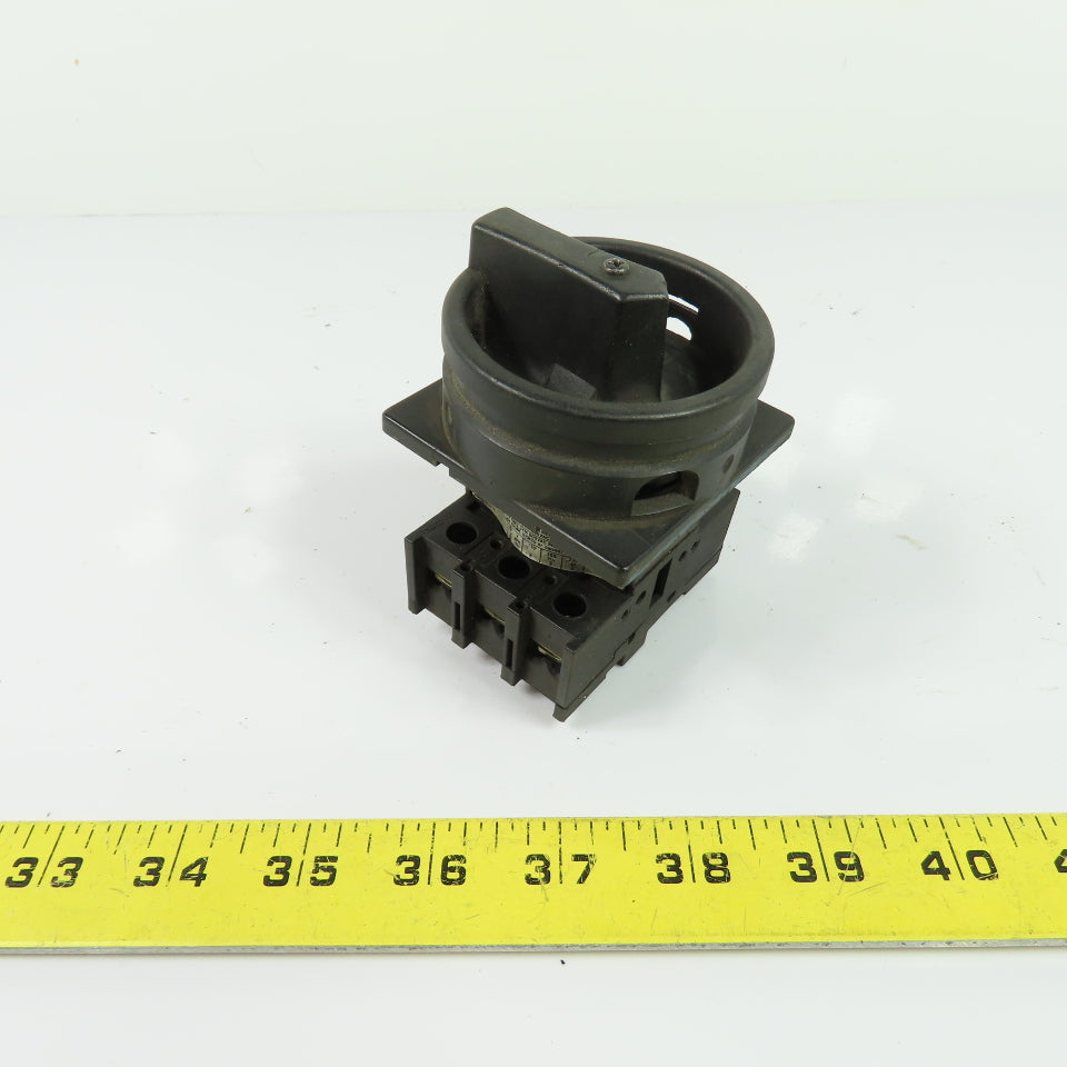 Klockner Moeller P1-32 32A Manua Disconnect Switch 600VAC