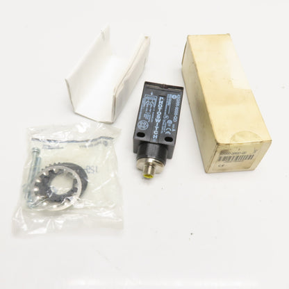 AllenBradley 42GRR-9000-QD Photoswitch Photoelectric Sensor 10-40VDC