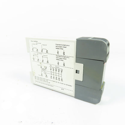 ABB E1T 0s 2TLA010030R0000 Expansion Safety Relay 24VDC 4NO