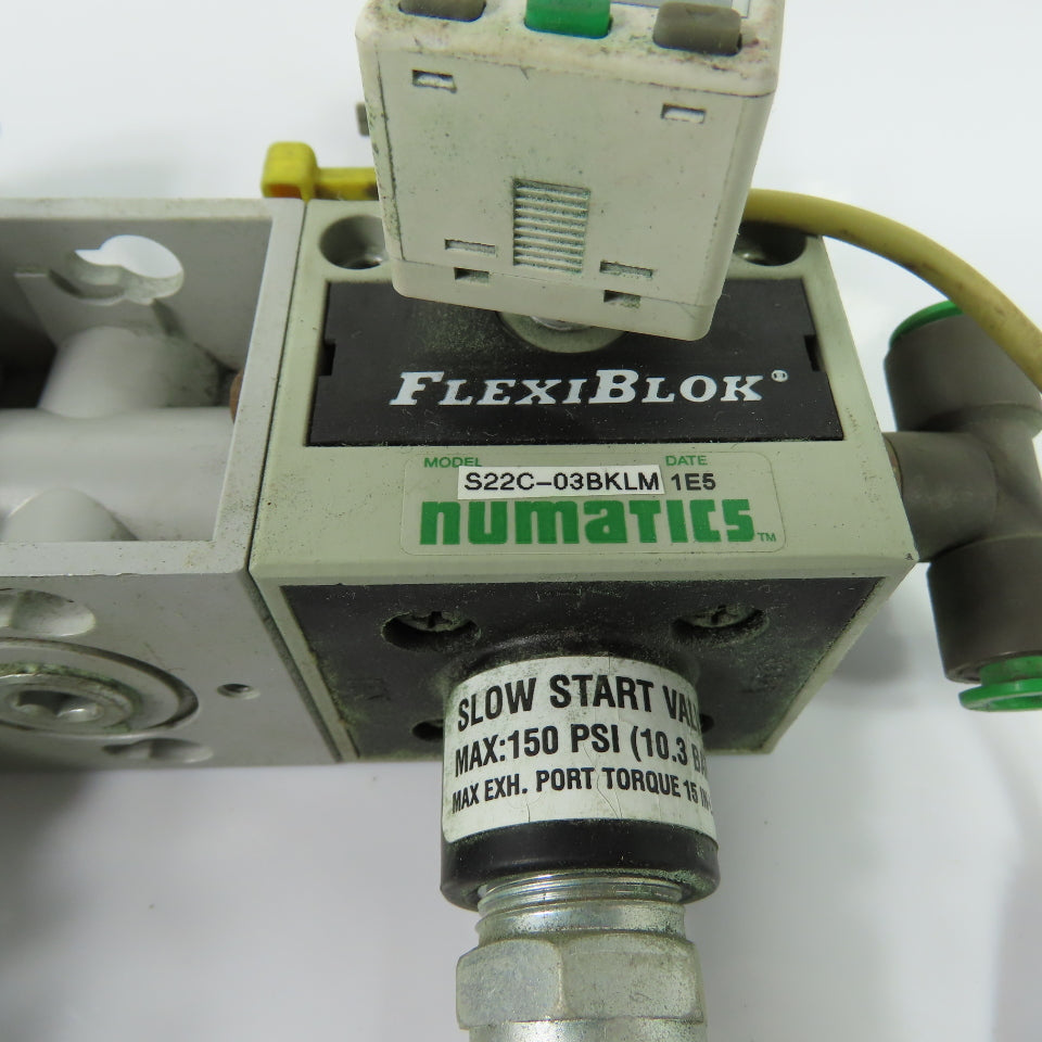 Numatics P22B-03AGM S22C-03BKLM Flexiblok Pneumatic Filter Regulator Assembly