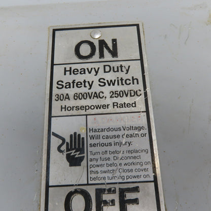 Siemens 30A Fusible Heavy Duty Safety Disconnect Switch 600VAC 250VDC