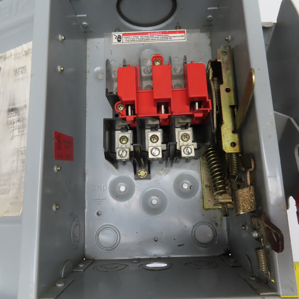Siemens 30A Fusible Heavy Duty Safety Disconnect Switch 600VAC 250VDC