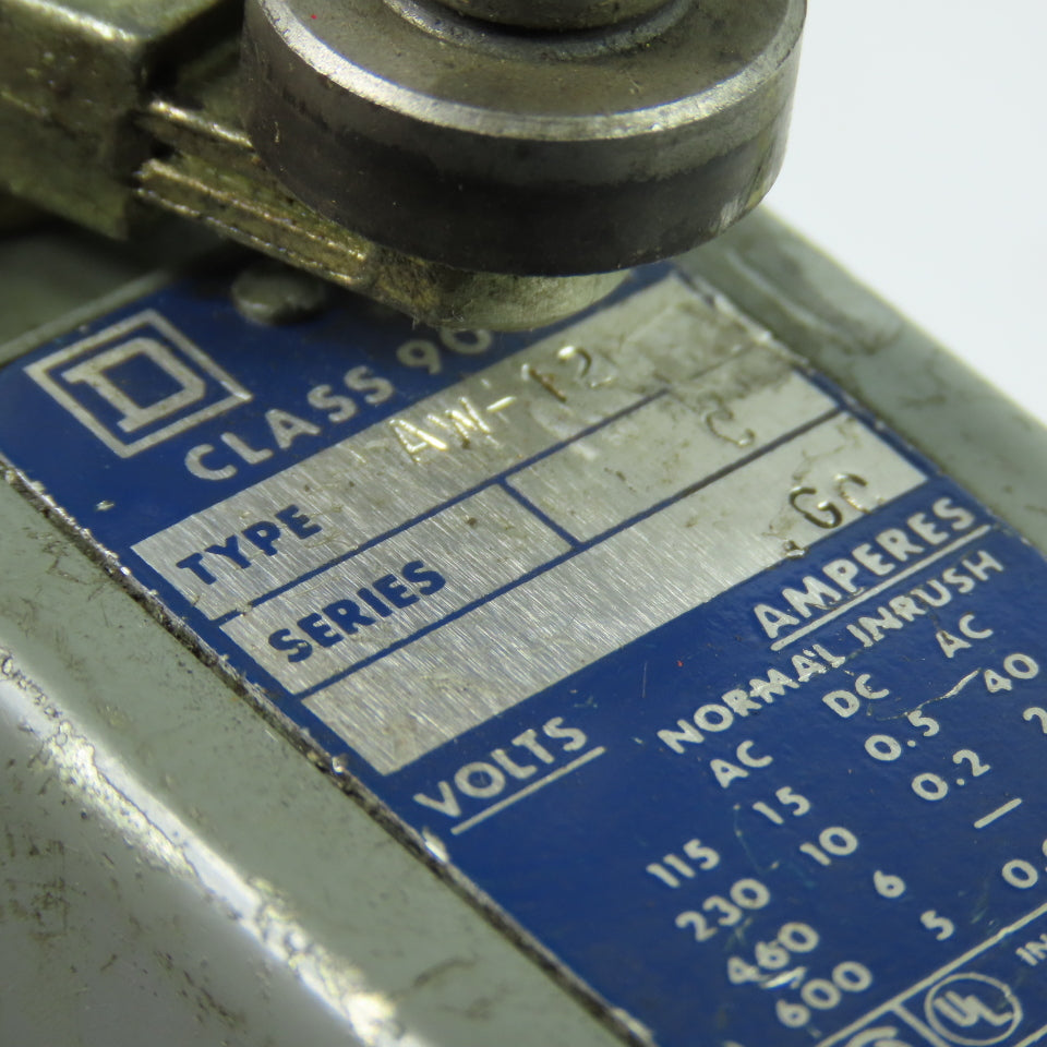 Square D AW-12 Class 9007 Type AW-12 Series C Heavy Duty Limit Switch