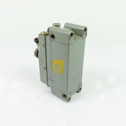 Square D AW-12 Class 9007 Type AW-12 Series C Heavy Duty Limit Switch
