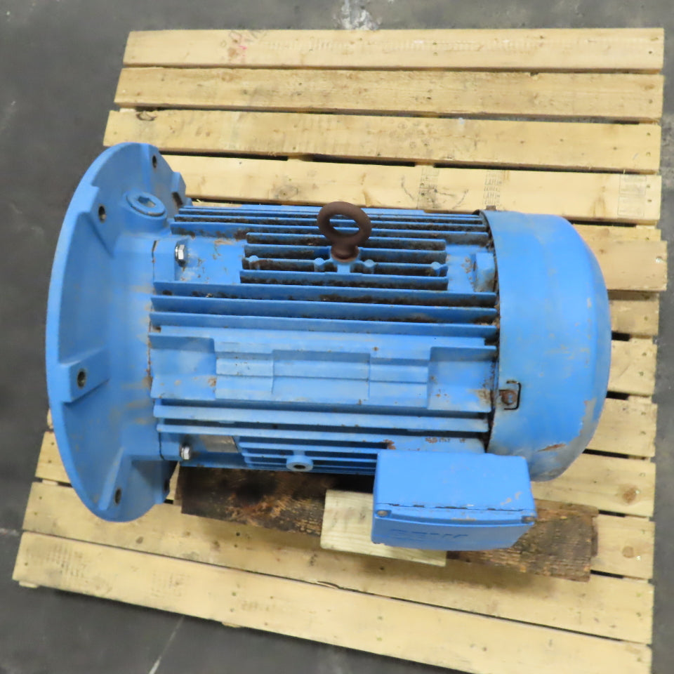SEW-EURODRIVE RF167 DRE200L4/TF 30kW 40HP Electric Motor 460V 3Ph 45RPM