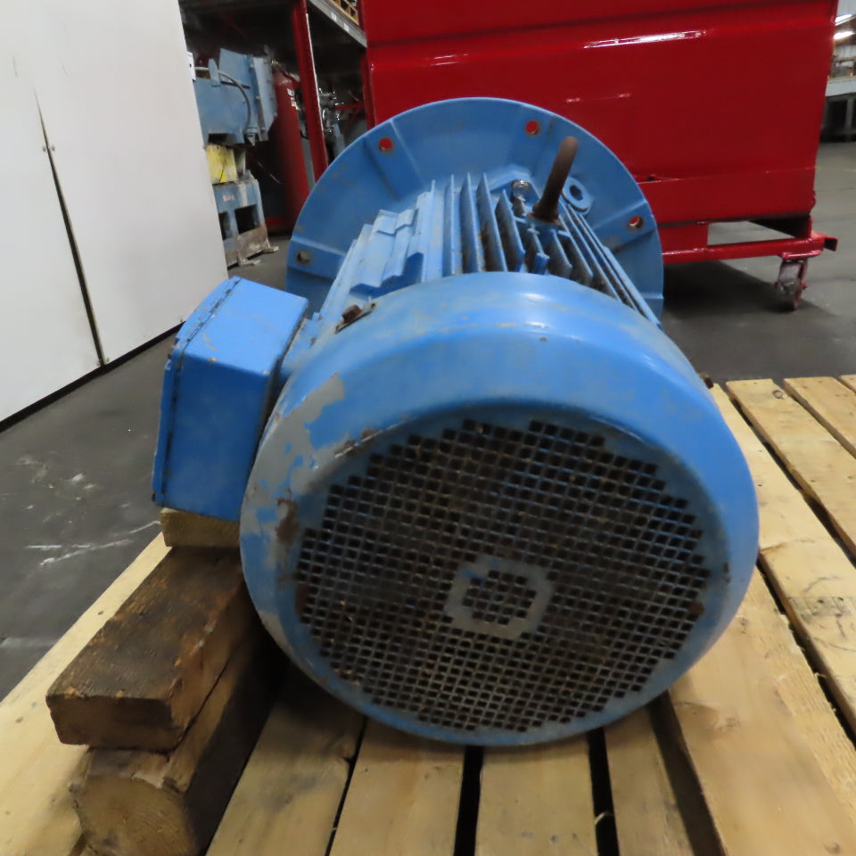 SEW-EURODRIVE RF167 DRE200L4/TF 30kW 40HP Electric Motor 460V 3Ph 45RPM