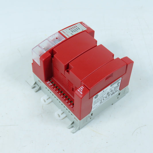 Allen-Bradley 440C-CR30-22BBB Guardmaster Safety Relay Ser A FW 10.011 24VDC 12W