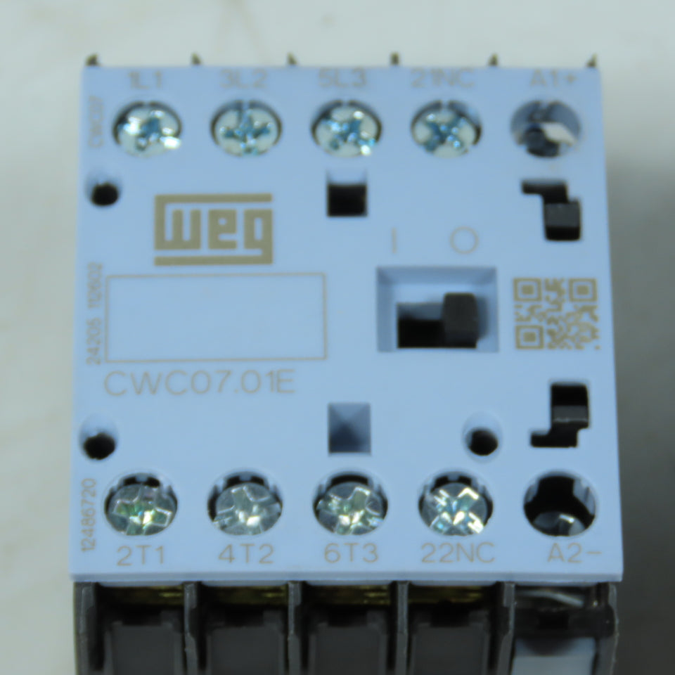 WEG CWC07.01E Contactor 24VDC Coil 18A 600V 5HP Lot Of 3