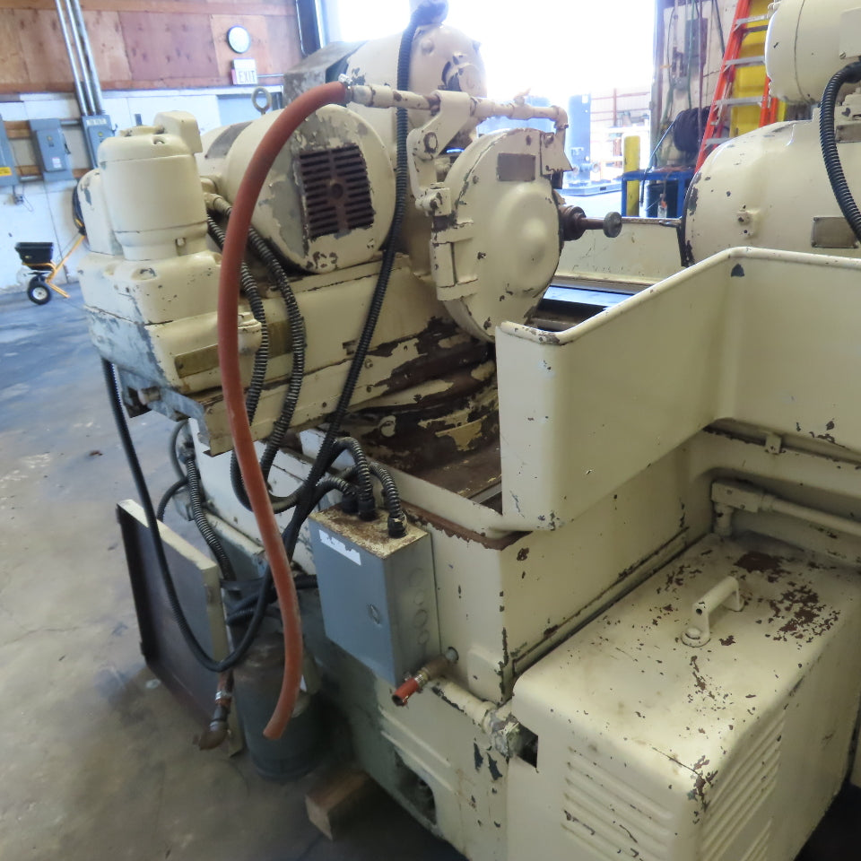 Cincinnati 15" x 36" Universal Cylindrical Grinder 220/440V 3Ph Tested