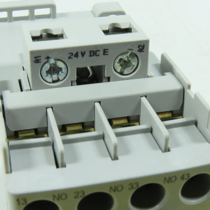 Allen Bradley 700-CF400EJ Control Relay 4 N.O Contacts 24VDC Coil
