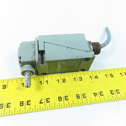 Allen Bradley 802T-AP Oiltight Limit Switch 40146-747-63 Operating Head